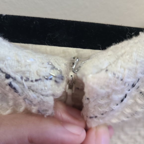 BB Dakota Ivory Textured Dress Size Large - Picture 9 of 9